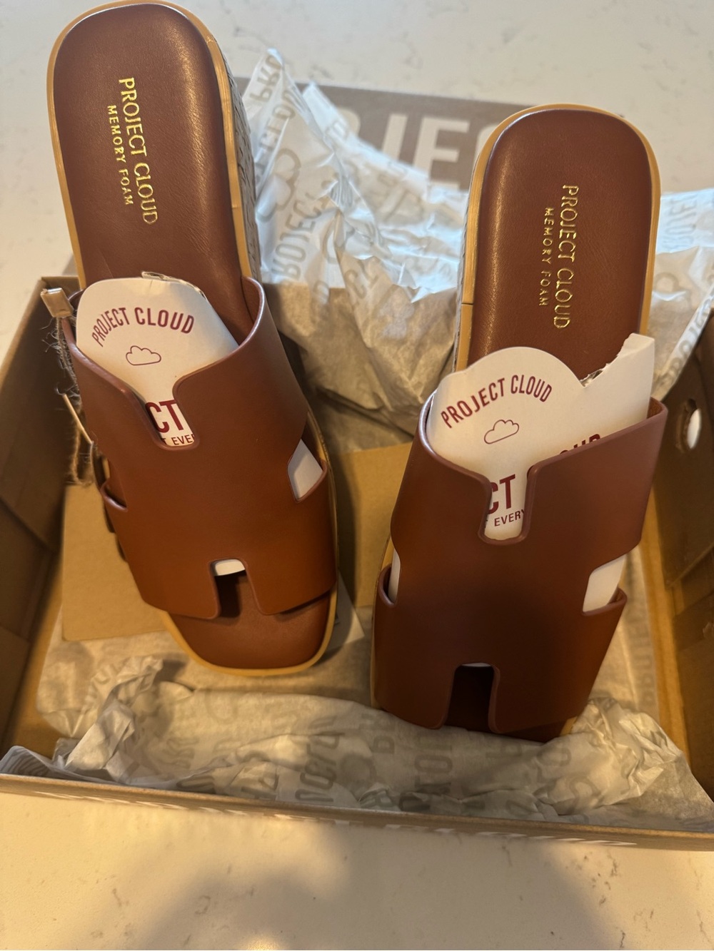 PROJECT CLOUD Genuine Leather Sandal Brown